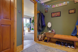 Entrance Lobby- click for photo gallery